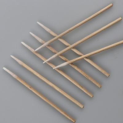 Hisopo de algodón acentuado del palillo de madera biodegradable mini para el uso industrial