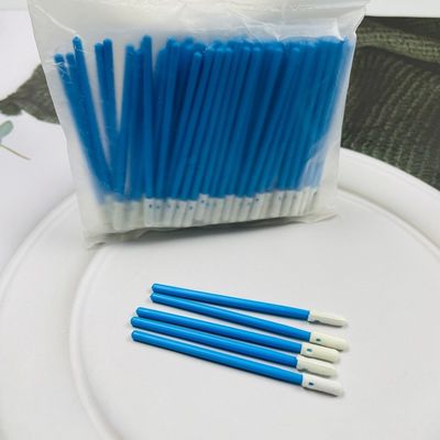 Micro-Gap PCB Cleaner TX742: cabeza de esponja de 3,5 mm en un mango de menos de 75 mm para un acceso sin igual en asambleas llenas