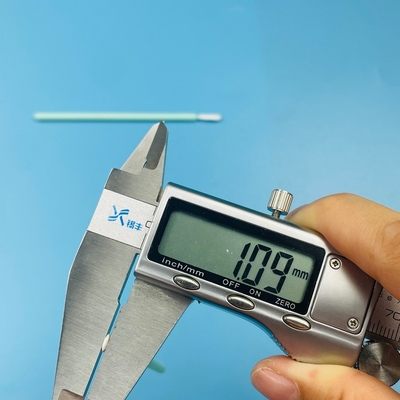 Swabs de limpieza de microelectrónica 1 mm de punta de poliéster flexible delgado ESD seguro para componentes sensibles