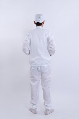 Uniforme de cuello antiestático perfecto para profesionales de la electrónica y la farmacia en espacios de trabajo controlados