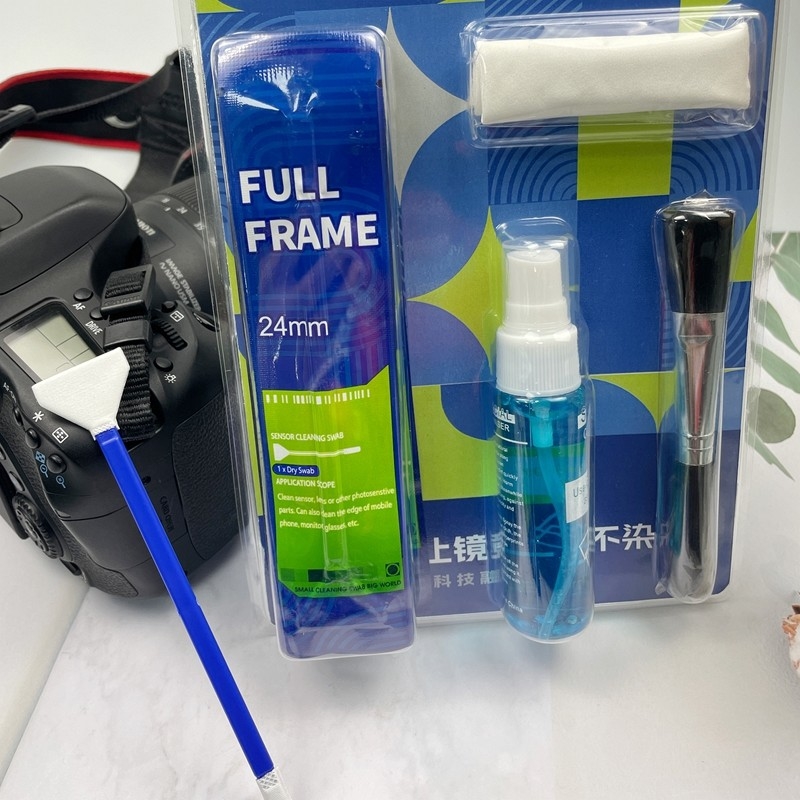 4 en 1 Tipo 24mm de ancho de fotograma completo Kit de limpieza de cámaras con sensor